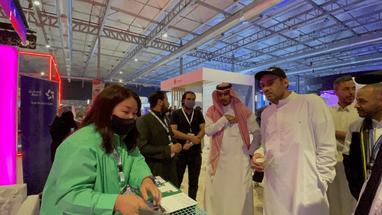 Chairman of SAFCSP, Faisal Bin Saud Al-Khamisi, visited SecuLetter’s booth